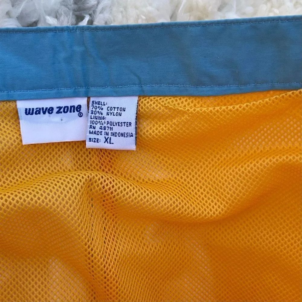 WAVE ZONE SHORT - Picture 4 of 5